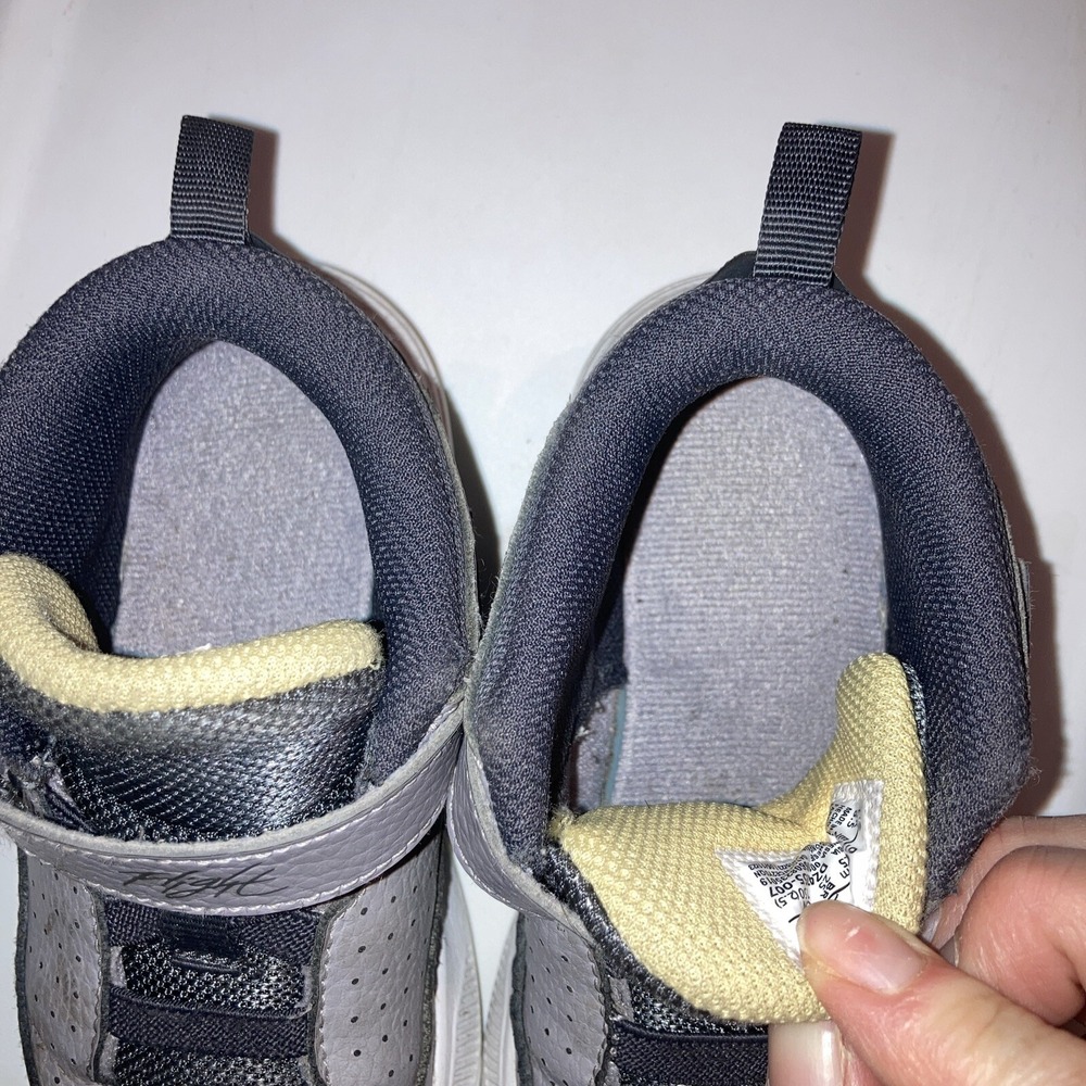 Size 9C Jordan Max Aura 5 TD In Cement Grey Anthracite — EUC! - Picture 10 of 10